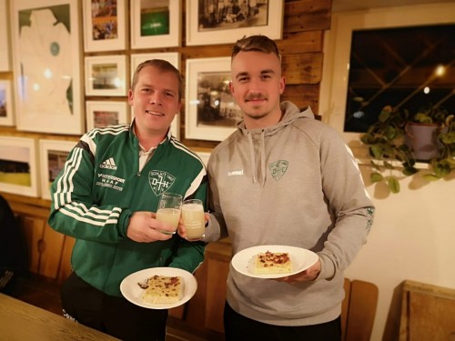 Das perfekte Doppel, Zwiebelkuchen und neuer Wein!